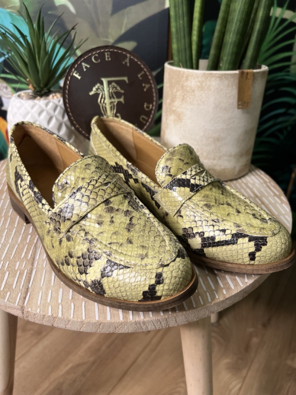 Mocassins Cuir Lux Jaune Bella Face à la Dune