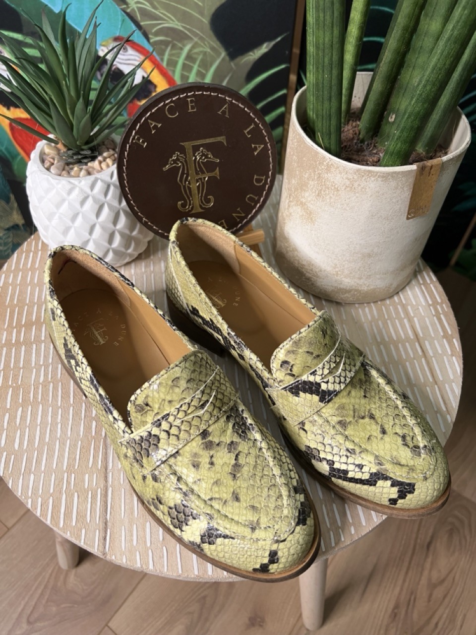 Mocassins Cuir Lux Jaune Bella Face à la Dune