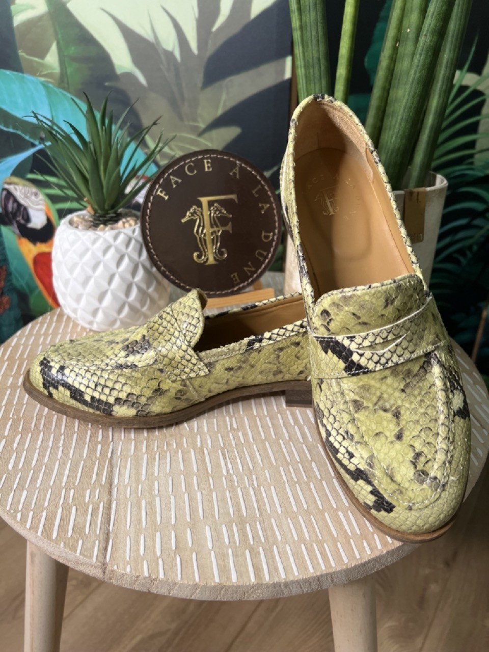 Mocassins Cuir Lux Jaune Bella Face à la Dune