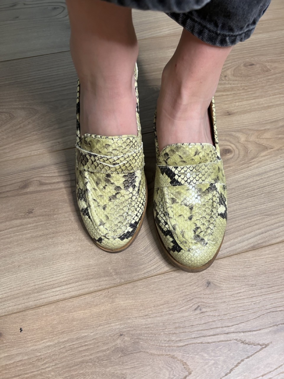 Mocassins Cuir Lux Jaune Bella Face à la Dune
