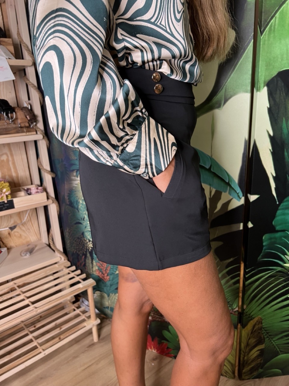 Short Noir Fluide Leondine Cherry Paris