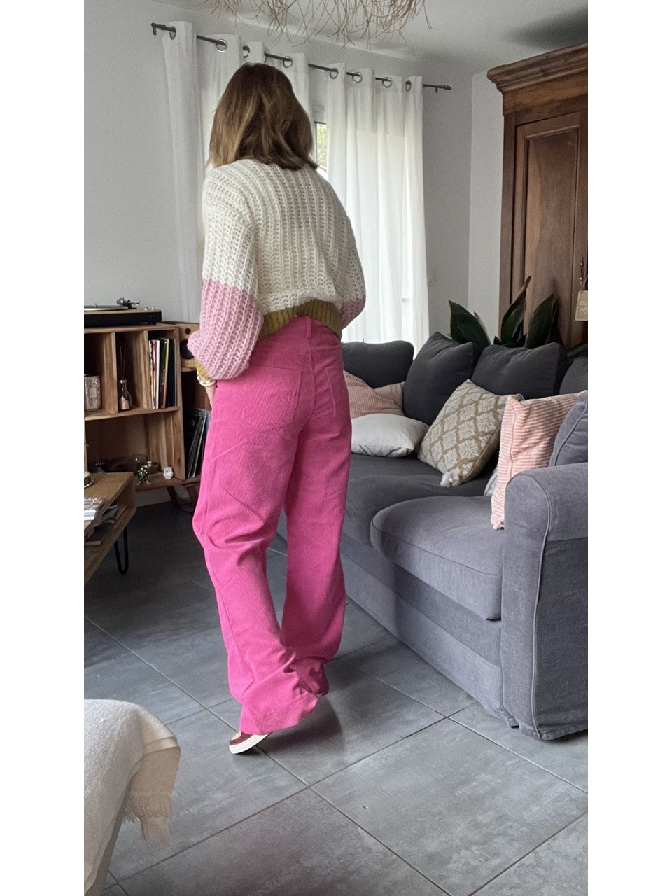 Pantalon large droit velours côtelé...