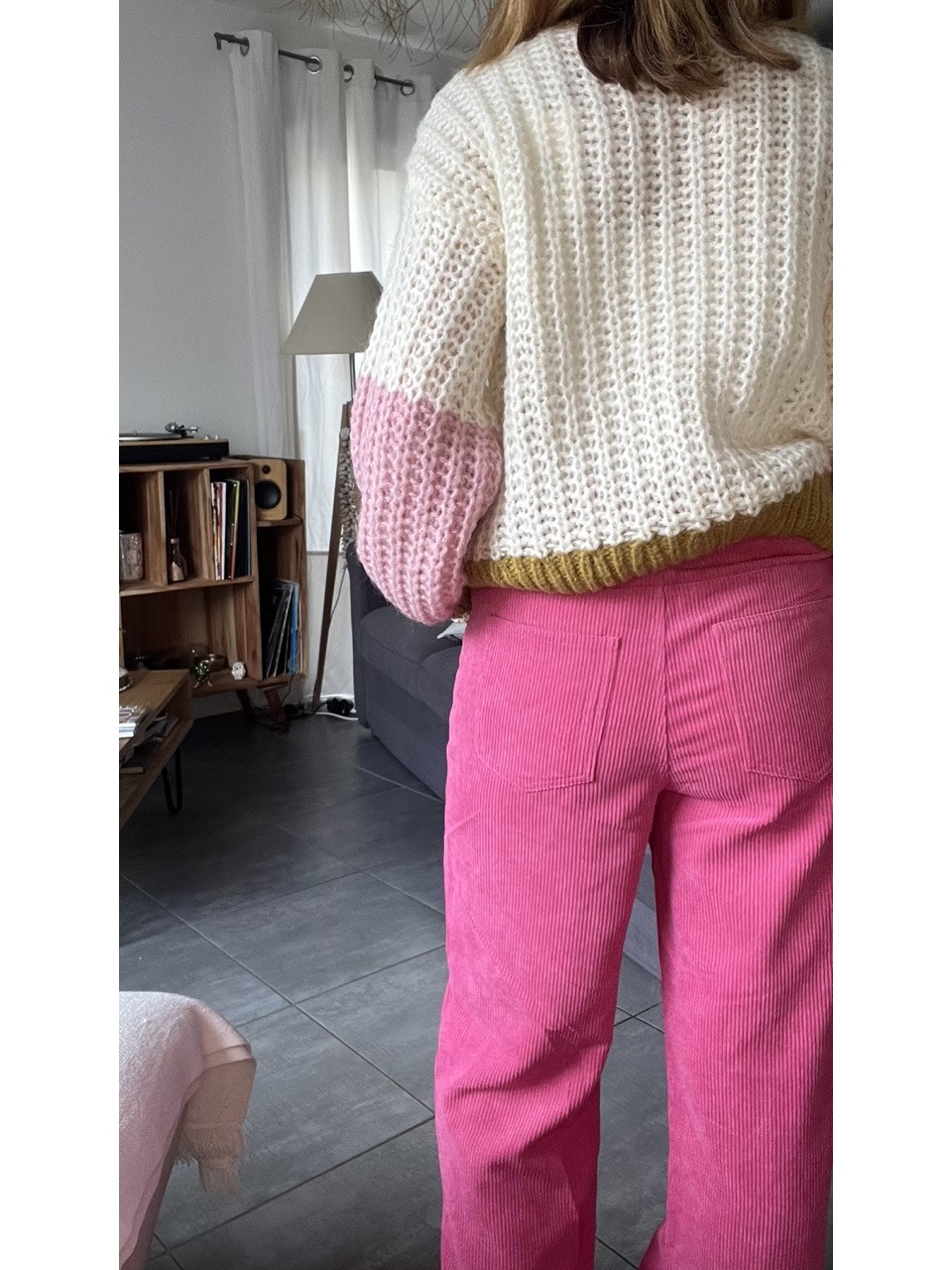 Pantalon large droit velours côtelé...