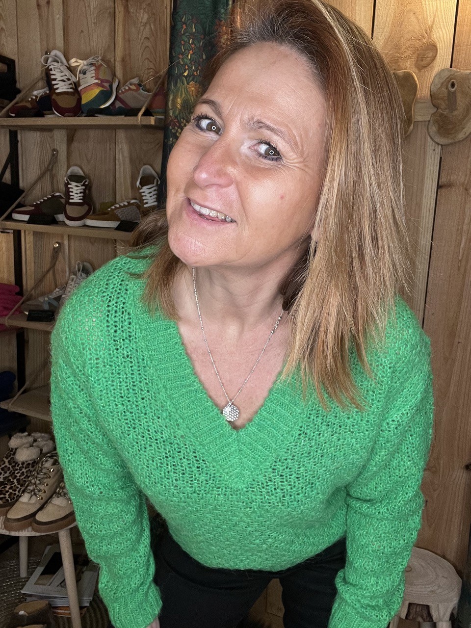 Pull vert col en V Pulz Jeans