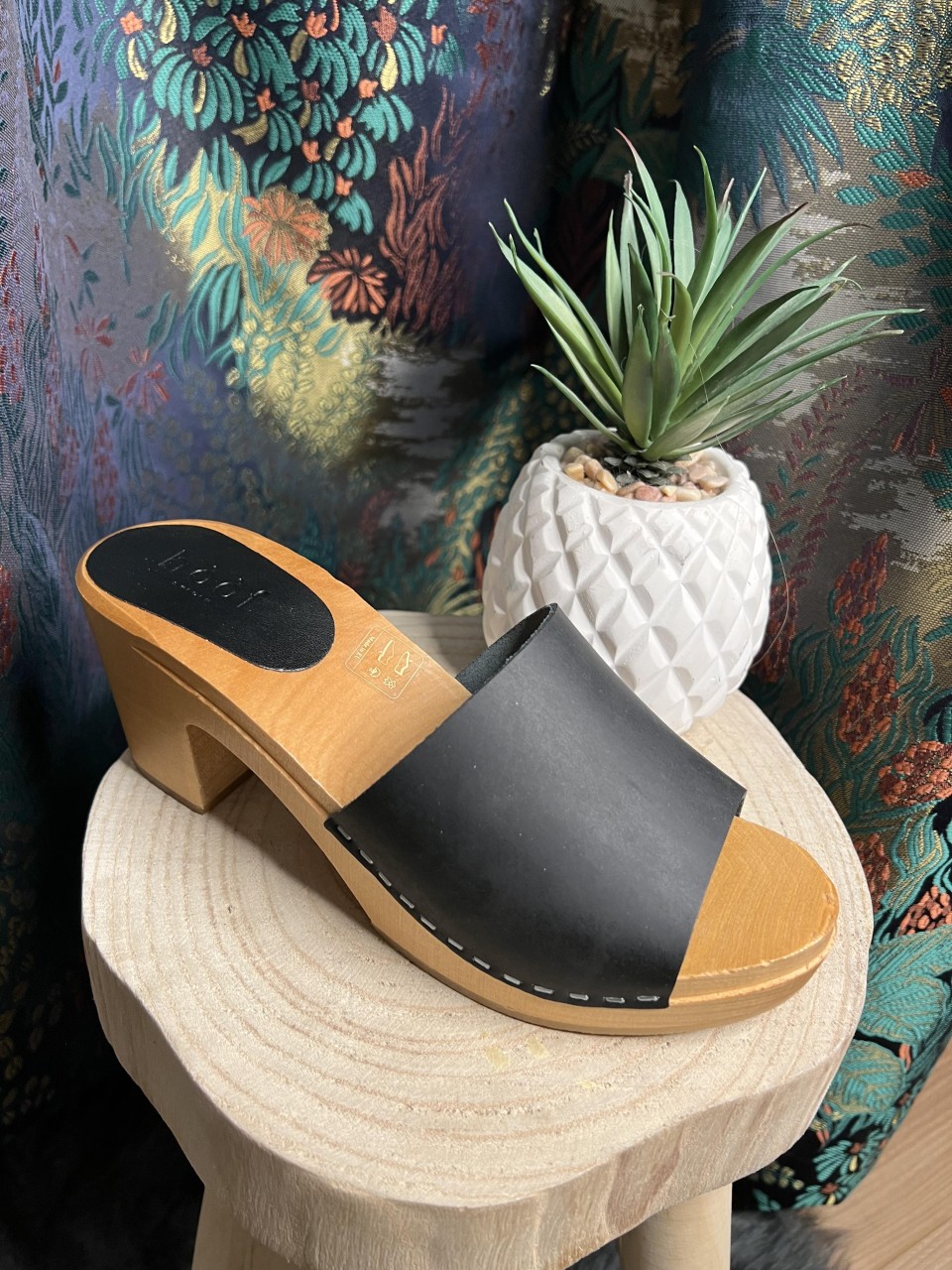 Sabots Apache Black Faustine HOOF