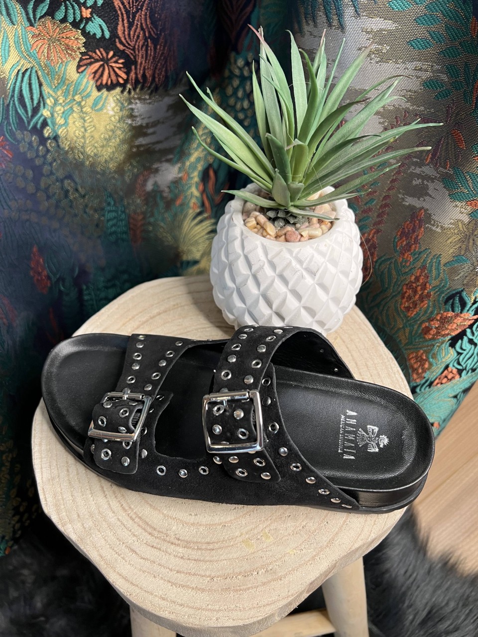 Sandales Cuir et Suède Cloutées Anamaïa