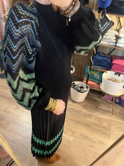 Pull Col Rond noir et manches multicolore Costercopenhagen 2