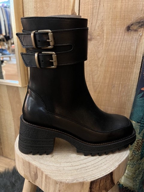 Boots Boucles Biker Cuir Andja Face à la Dune 2