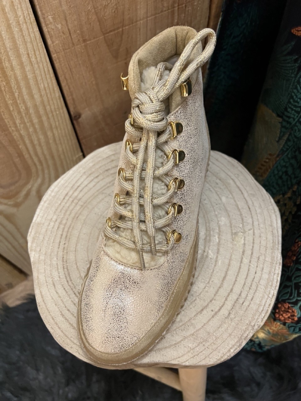 Boots Fourrées Lacets Dune Lamé Face à la Dune