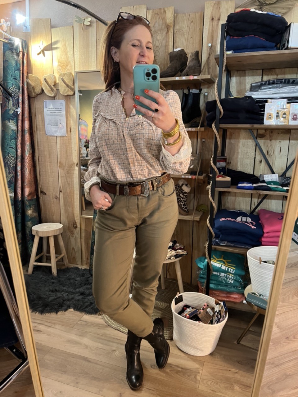 Chemise Dentelle Broderie Fines Rayures Felicia...
