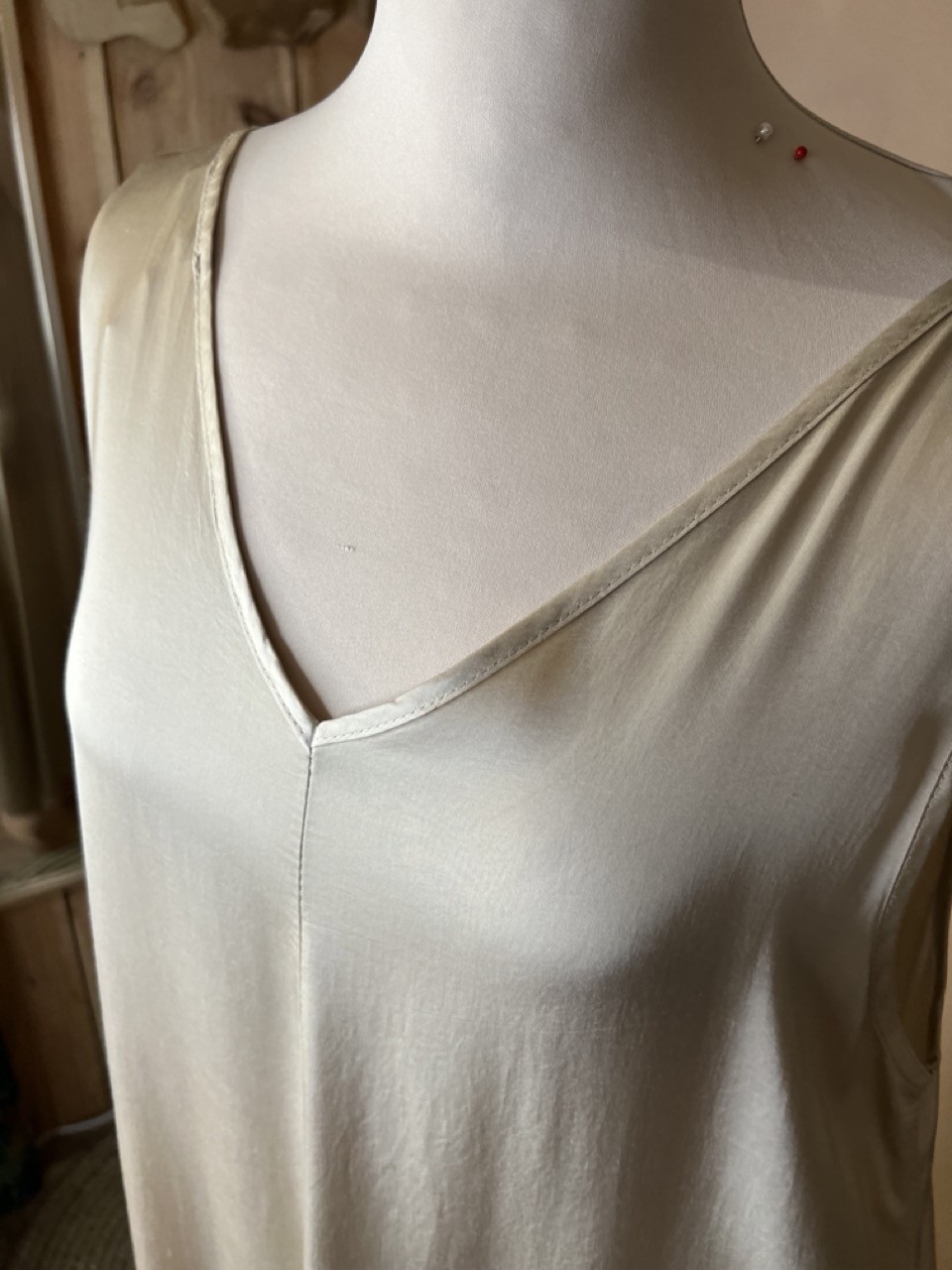 Robe Longue sans Manches Silky Touch Pako Litto