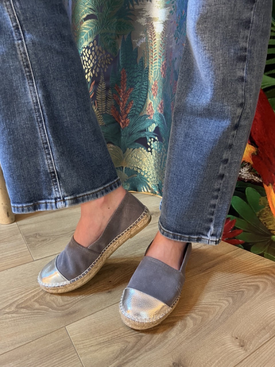 Espadrilles Bi-Color Gris/Argent Cuir et Suède...